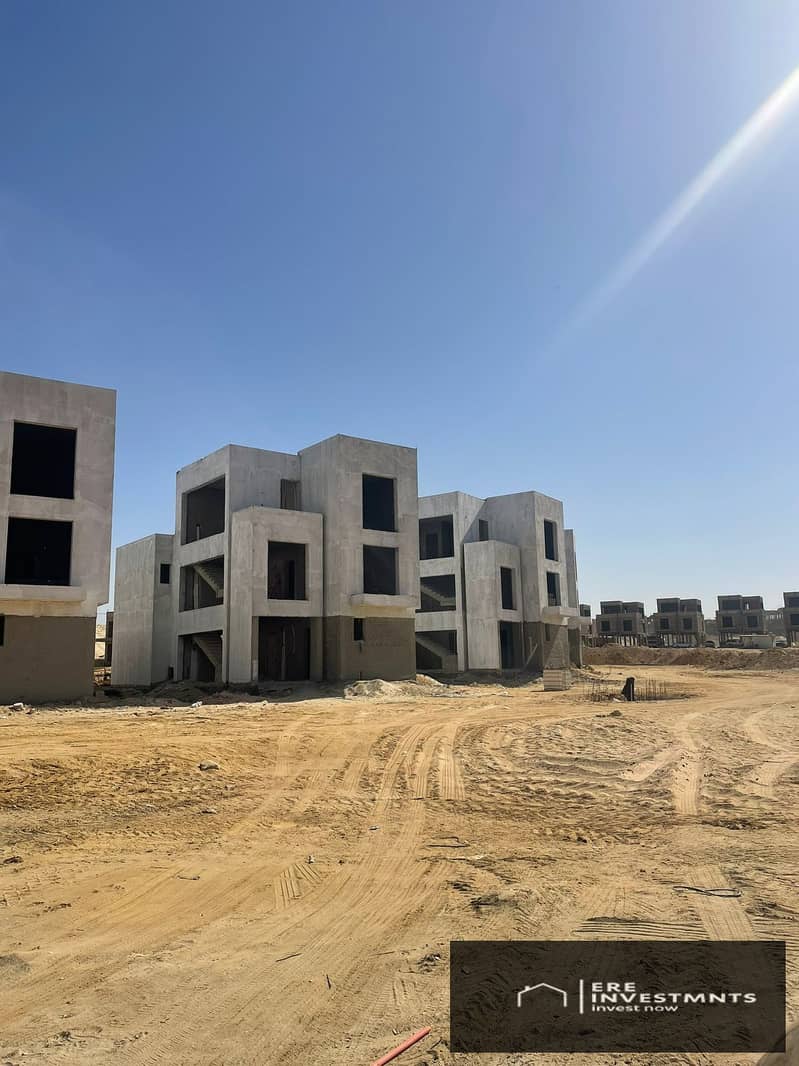 4 7c438c38-812e-4c46-a437-f655c378bcb8. jpg