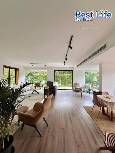 3 Bedroom Villa for Sale in New Cairo, Cairo - 6919a340ad7eb_aedf043d-c65e-48f2-b5b0-440cacd18164. jpg