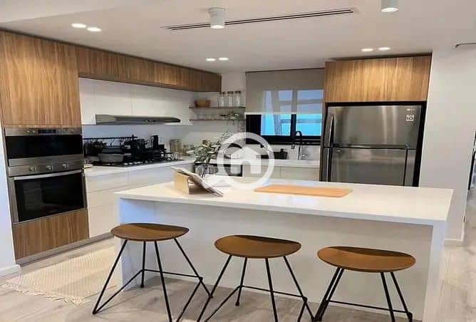 11 WhatsApp Image 2025-12-12 at 10.54. 20_71b9d159. jpg