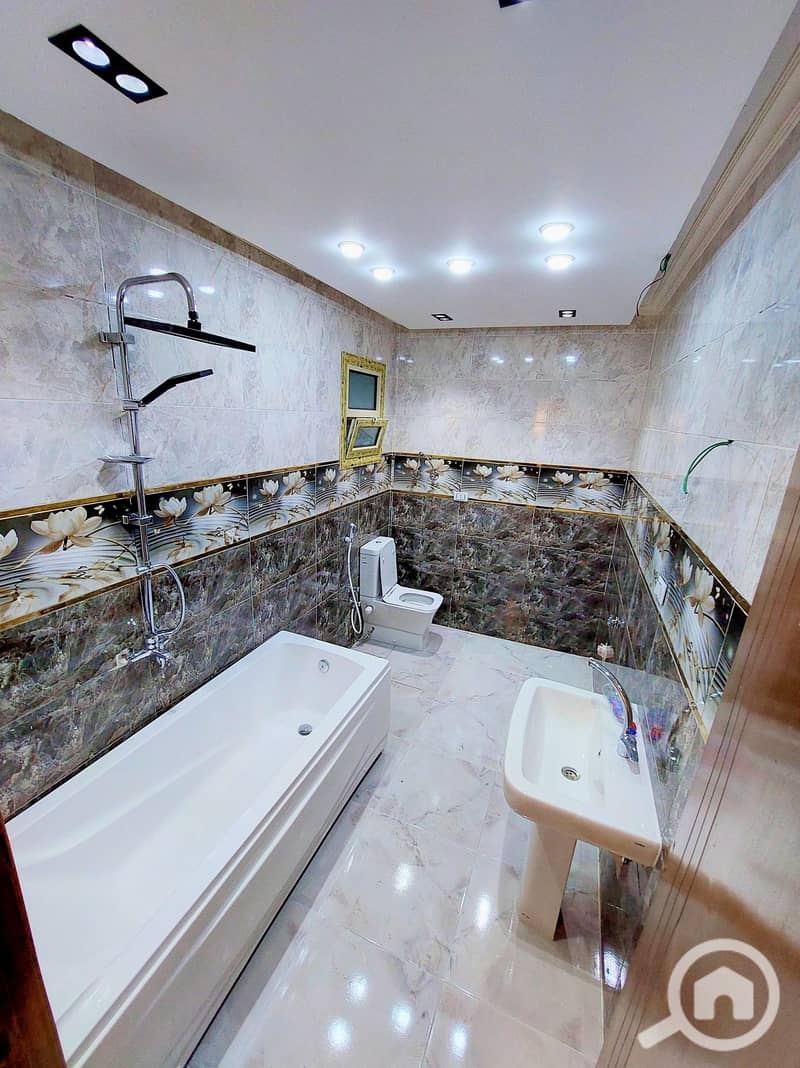 7 583230483_25253537947596625_4579701751301249404_n. jpg