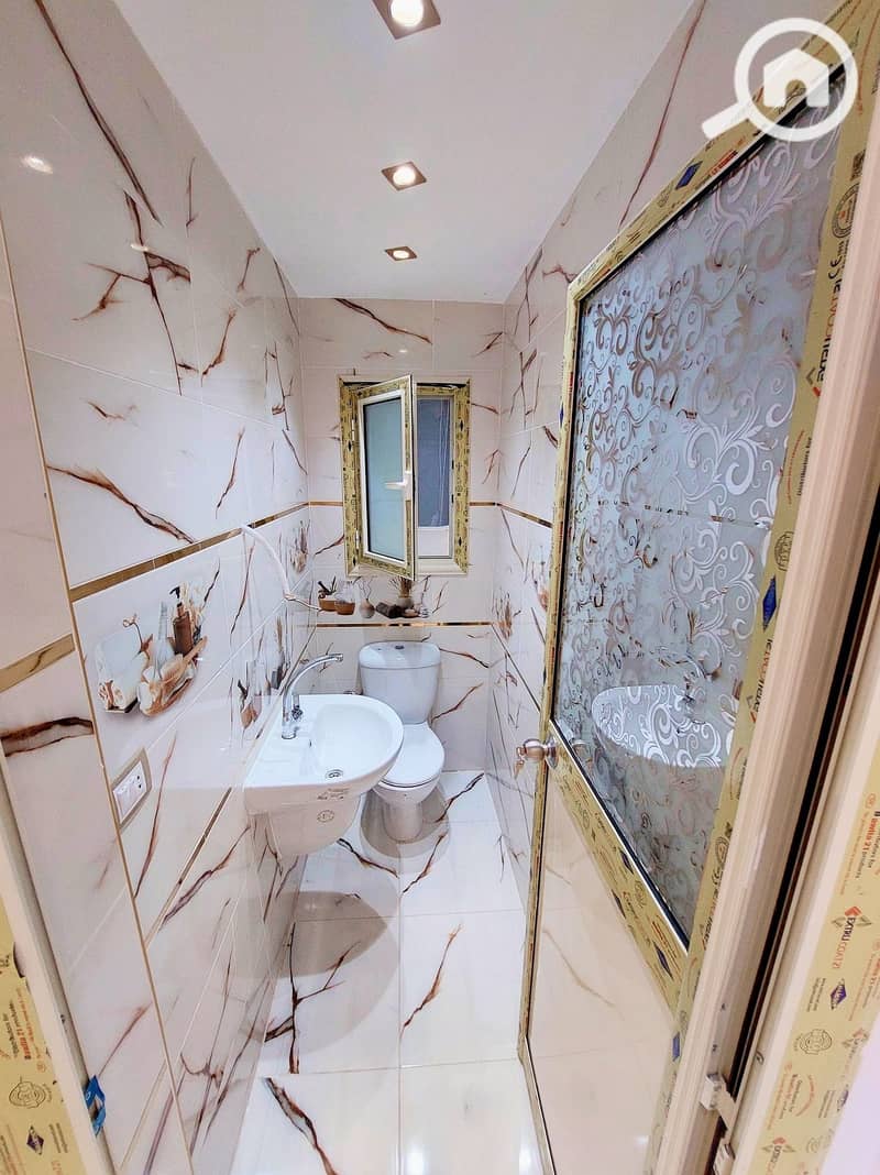 11 580398344_25235052019445218_3400081356489972954_n. jpg