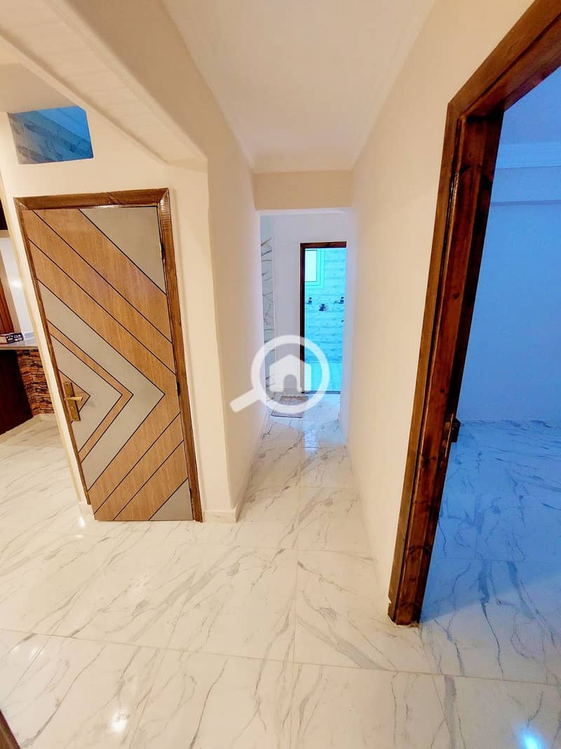 4 580995370_25225544813729272_111867042842136911_n. jpg