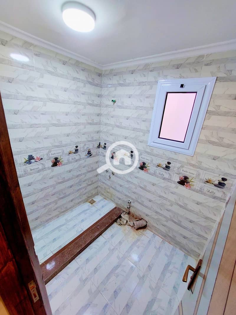 9 580995521_25225517533732000_6760617188846996148_n. jpg