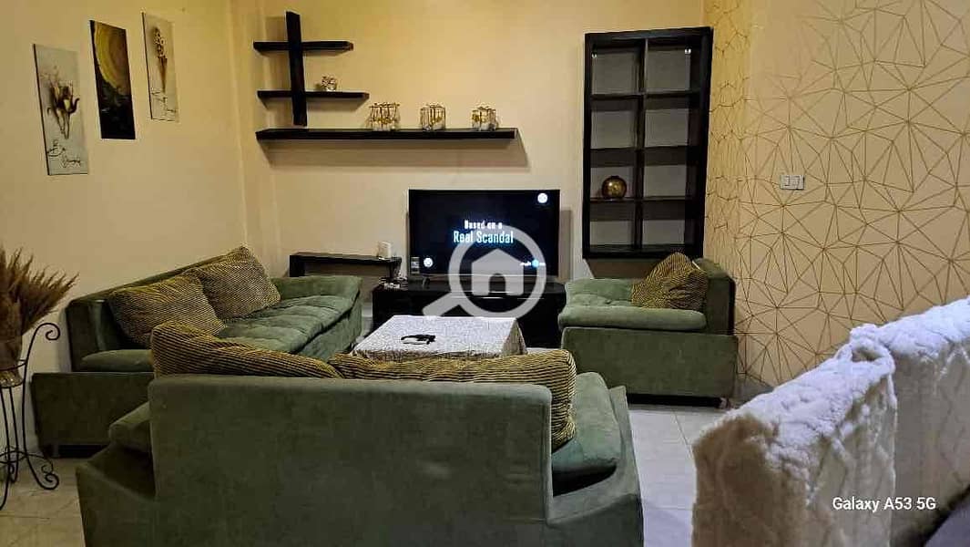 2 b47e79a8-7818-4cb5-9678-33882efcc69a. jpg