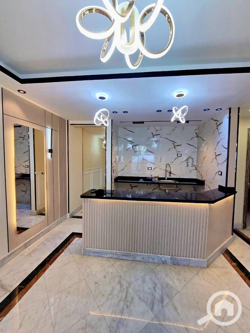 4 578630386_25218783231072097_7632303545935784530_n. jpg