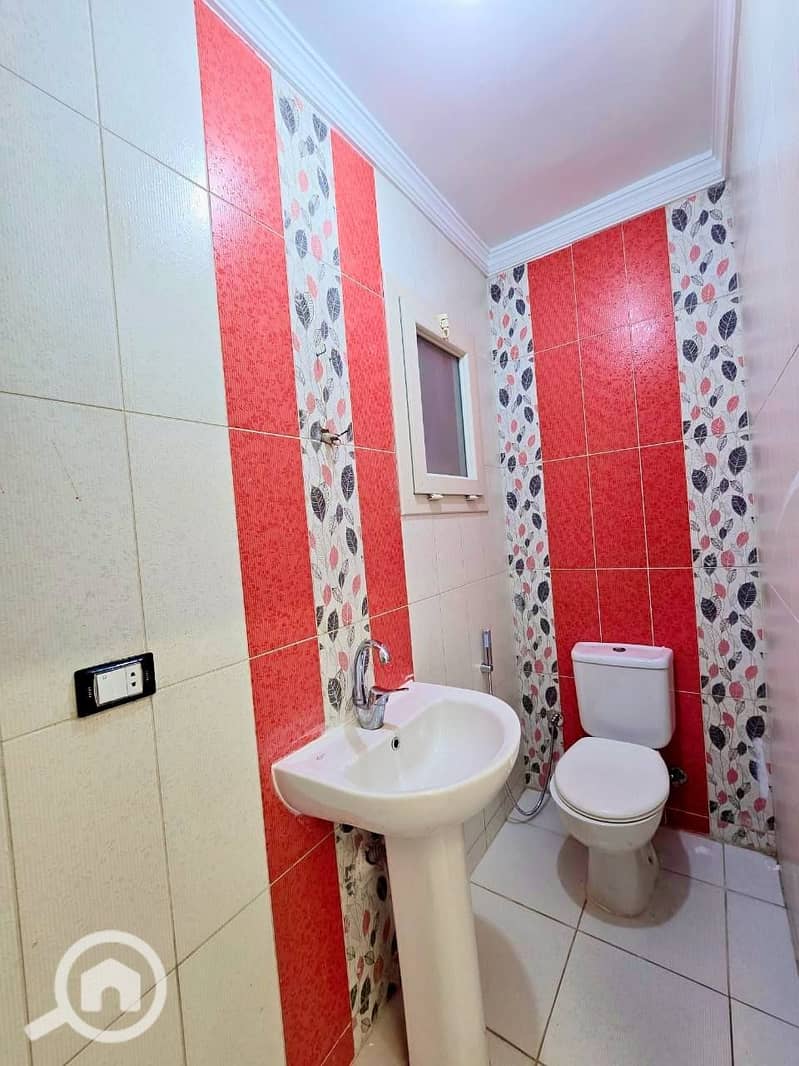 8 579108145_25218781557738931_1518615233152338549_n. jpg