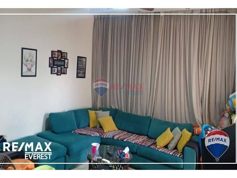 4 b21661a2-cd30-44da-b3ae-d18c50d32f8c. jpg