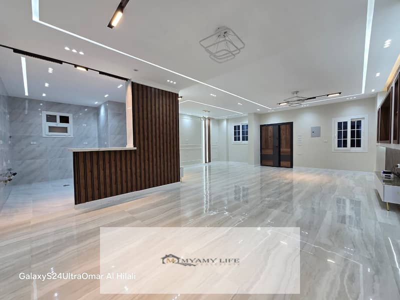 9 WhatsApp Image 2025-11-04 at 10.52. 14 AM (1). jpeg