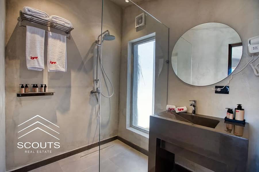 11 699feb79-1da5-42ea-bd33-5744d24708b7. jpg