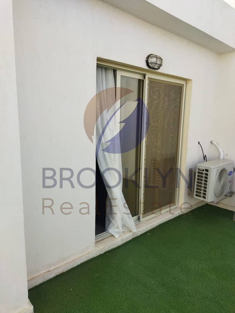 4 bfb3ab08-c40e-4613-b6a9-c7af66a75ffe. jpeg