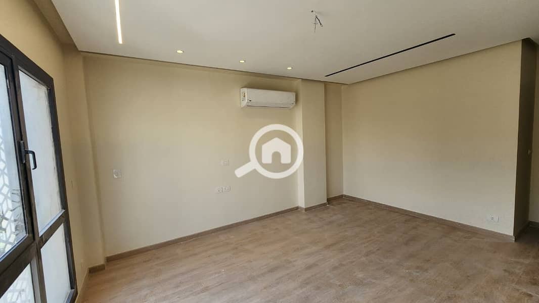 9 WhatsApp Image 2025-12-18 at 2.56. 39 PM (1). jpeg