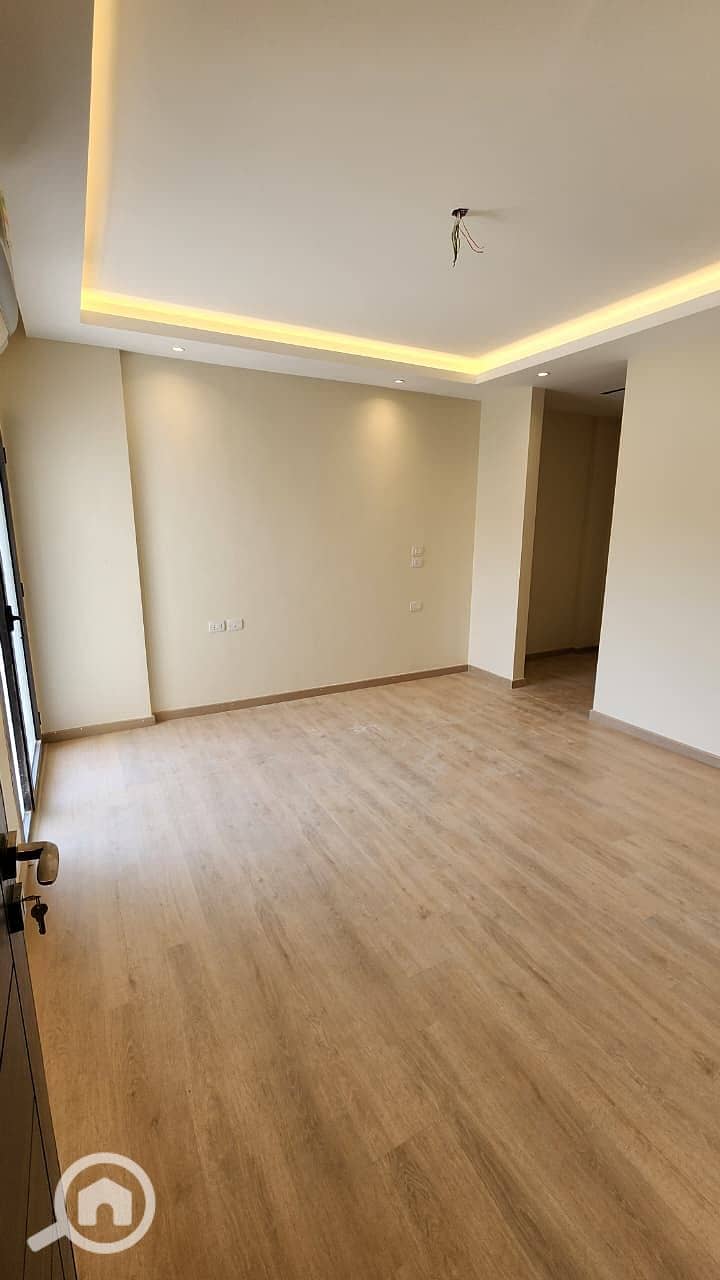 22 WhatsApp Image 2025-12-18 at 2.56. 43 PM (2). jpeg