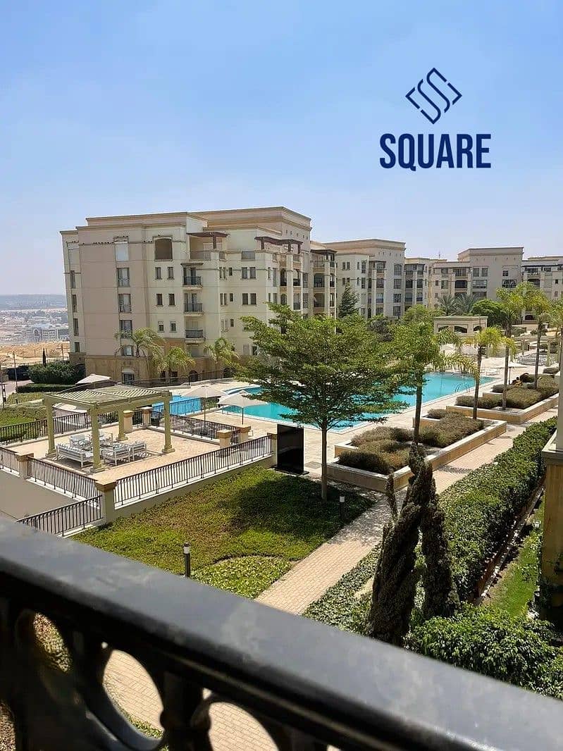 12 33082733-800x600. jpg