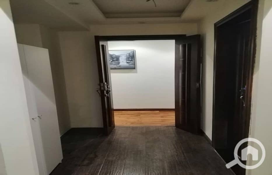 2 1f592a20-e3a0-4cd2-9695-60912a8c1af4. jpeg