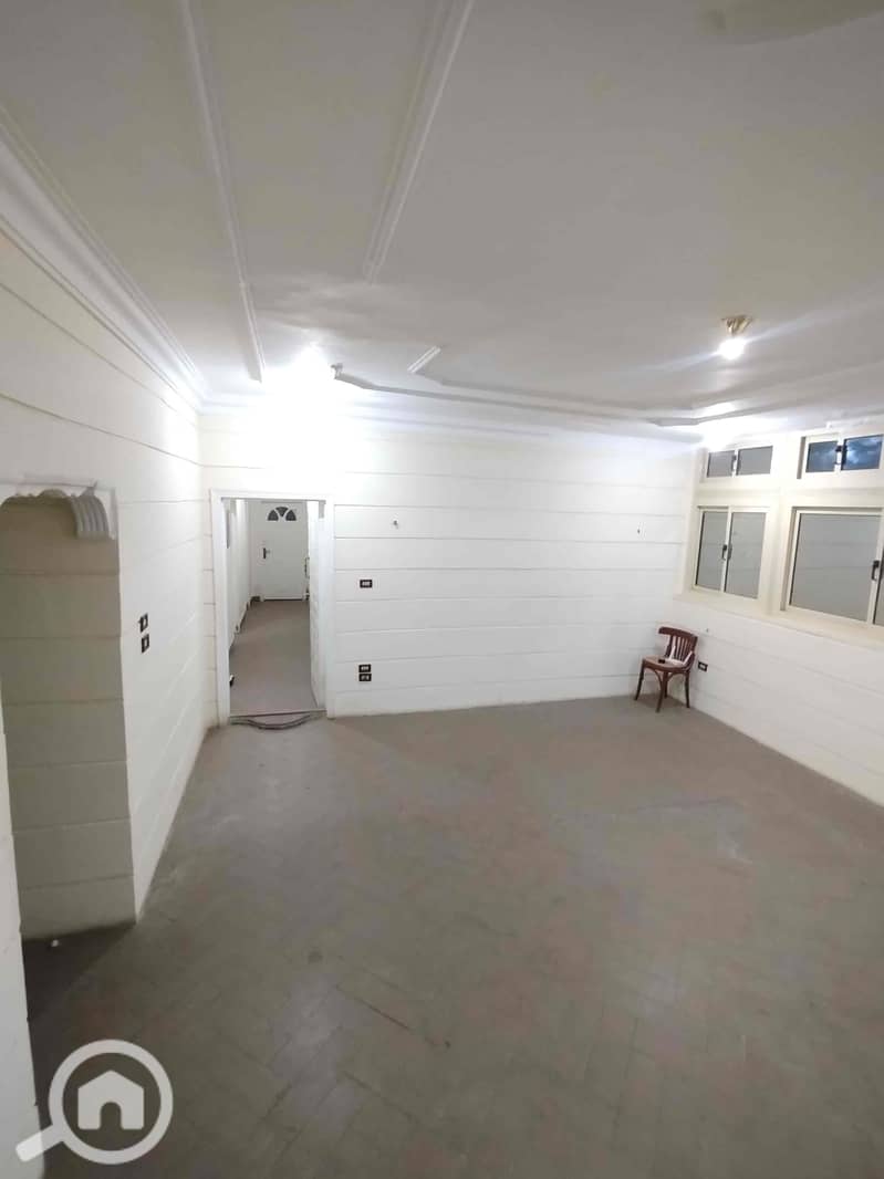 5 e869a89b-083a-4056-b6b5-c7b4a032e402. jpg