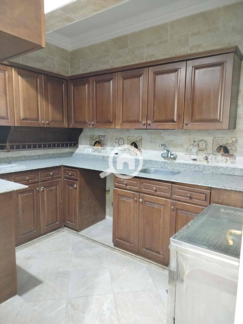 7 ba49918a-aeec-48c4-8d34-09c84d517685. jpg