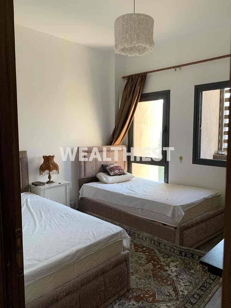 8 73b84df9-29ba-48df-9a57-864ee46925e5. jpg