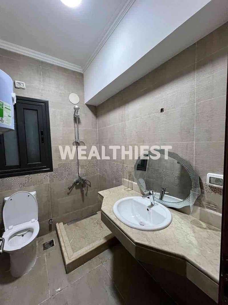 10 afe7924c-d2cf-4627-9b82-2cc36e4c8c50. jpg