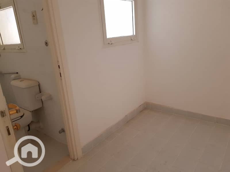 10 98ea7f00-b550-4d29-bbe0-df9bda10ca34. jpg