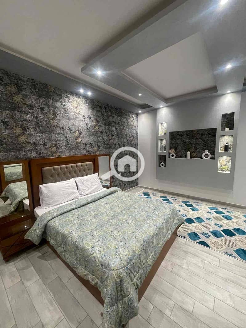 2 44367d90-a891-4c37-88a5-e1b08cc2c0d3. jpg