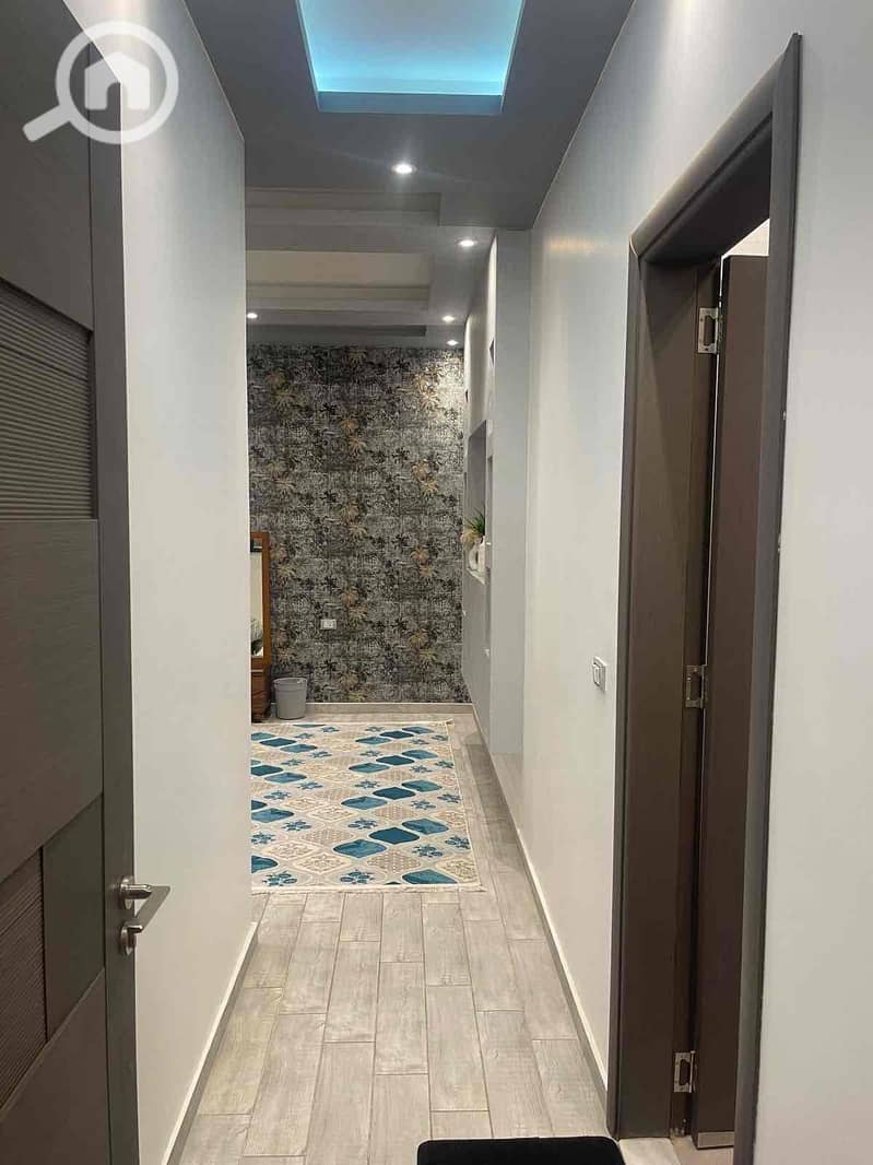 13 485aac92-b630-4d33-8fed-5af2372e8351. jpg