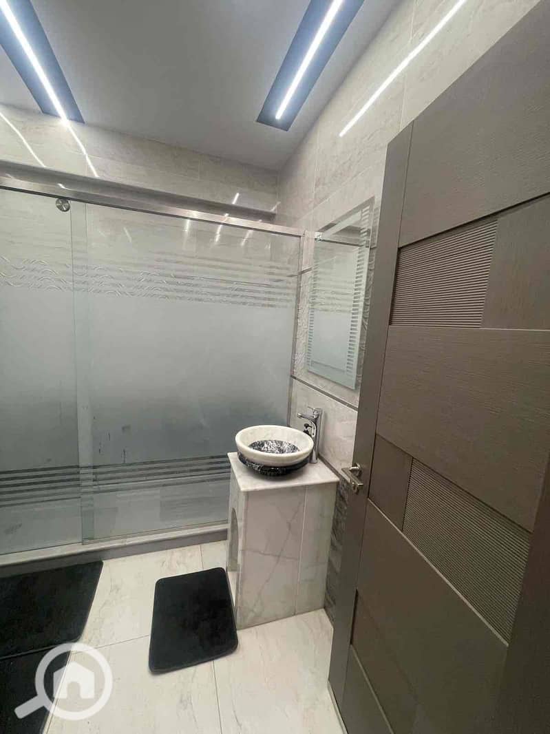 14 8f775067-2027-44dc-adc0-743917afd5e5. jpg