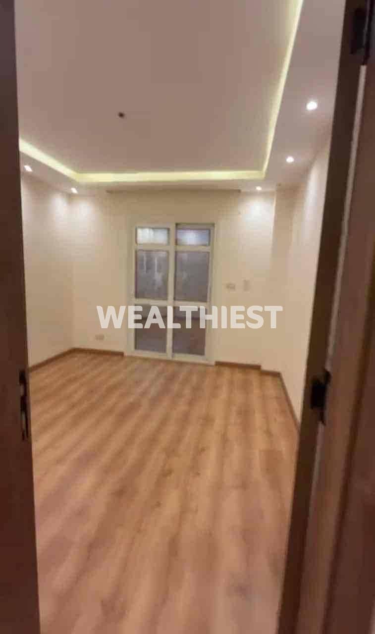 10 4255423a-9365-4d2b-842e-7421b862ac58. jpg