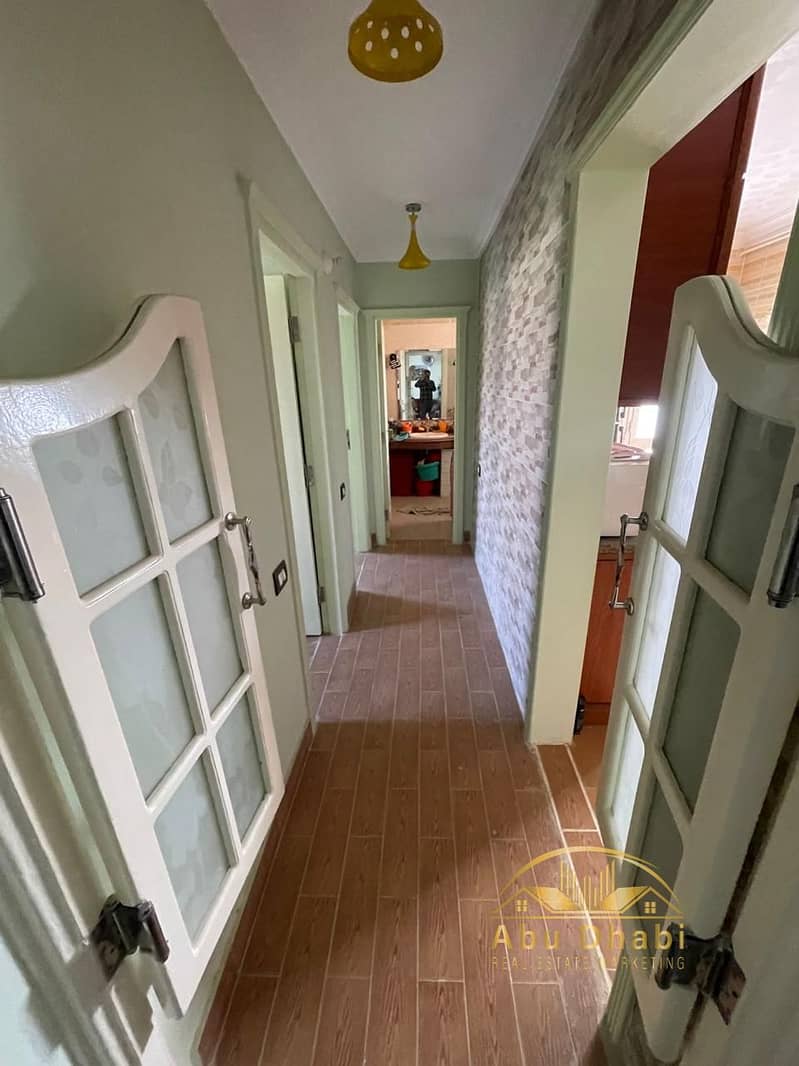 8 7959b96d-c71c-4e89-a176-ad47bf19082a. jpg