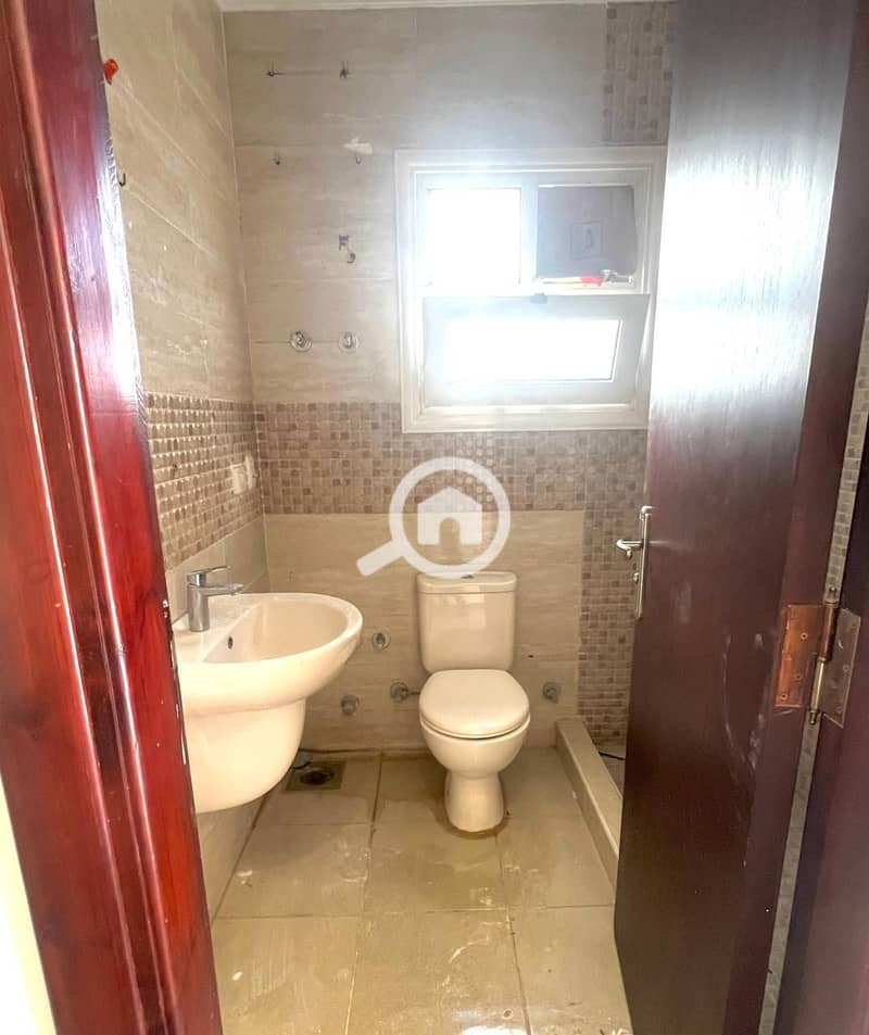 4 WhatsApp Image 2025-12-18 at 1.00. 12 PM. jpeg