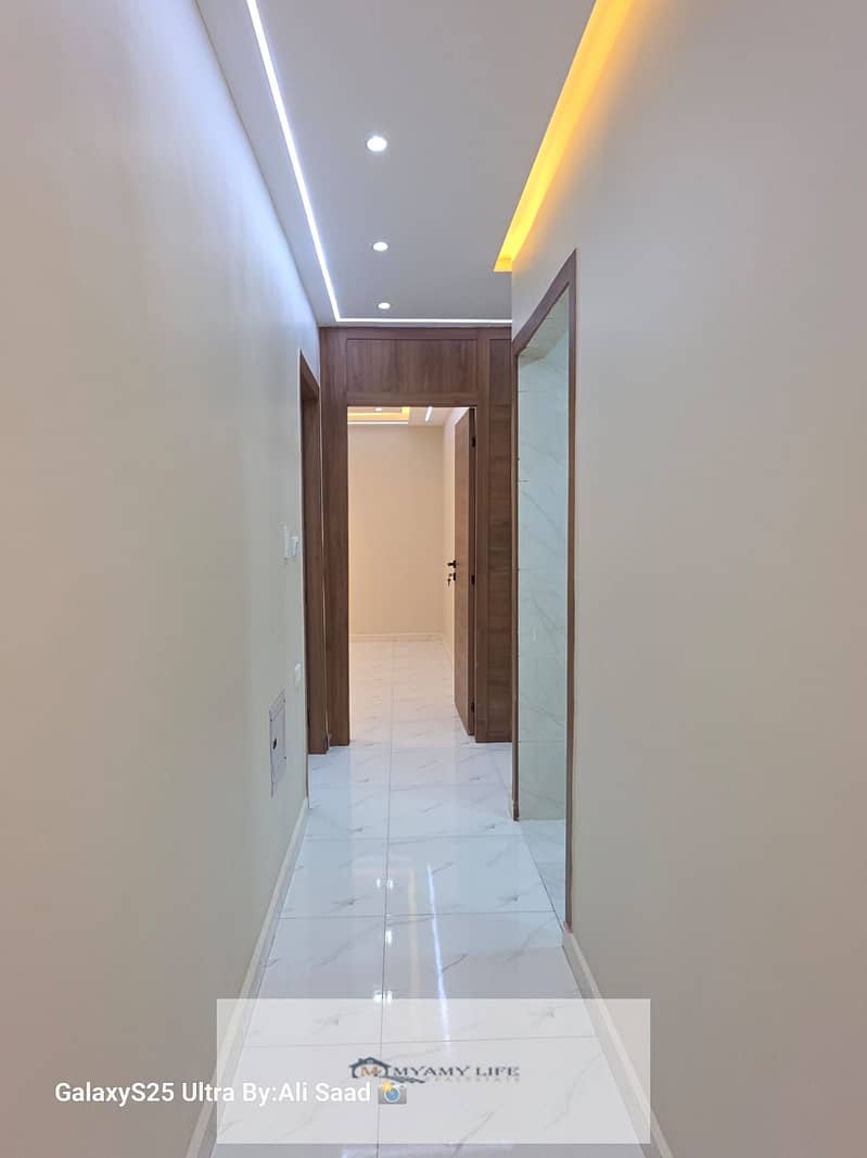 18 WhatsApp Image 2025-12-16 at 7.57. 23 PM. jpeg