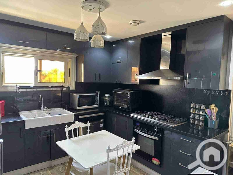 9 FB_IMG_1766135857619. jpg