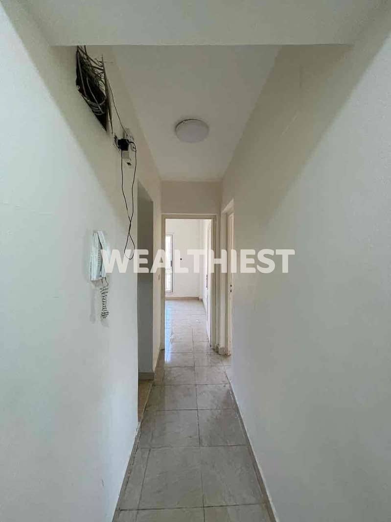 11 378cf1b1-d82e-42ac-9f8b-28eb0fd1a2fa. jpg