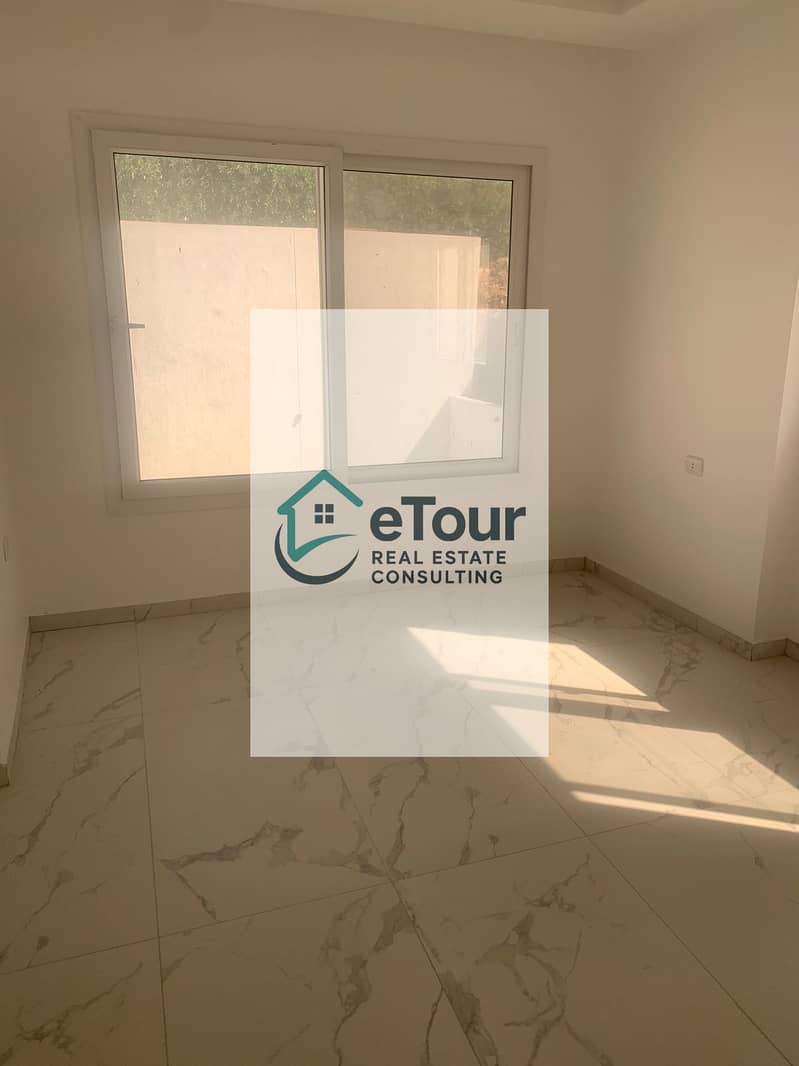 8 eb250786-89e3-4ea2-bf17-af46ffe4f910. jpg