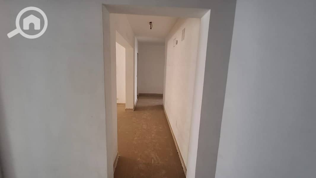 3 108d9bdf-29ed-4ad7-ac57-02160d764aaf. jpeg