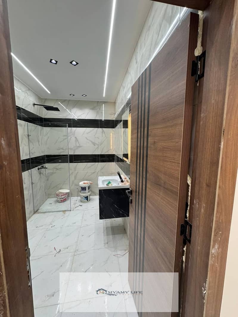 6 WhatsApp Image 2025-12-14 at 12.41. 03 PM (2). jpeg