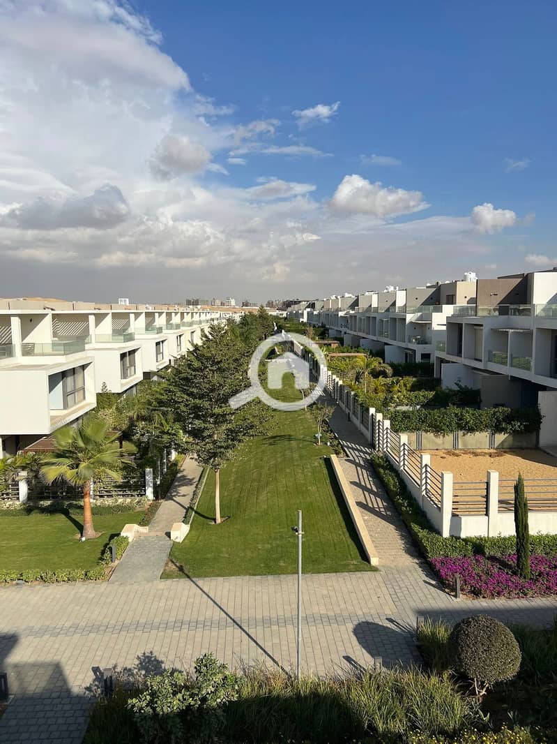 5 599929520_25820697277534606_4062999283777822614_n. jpg