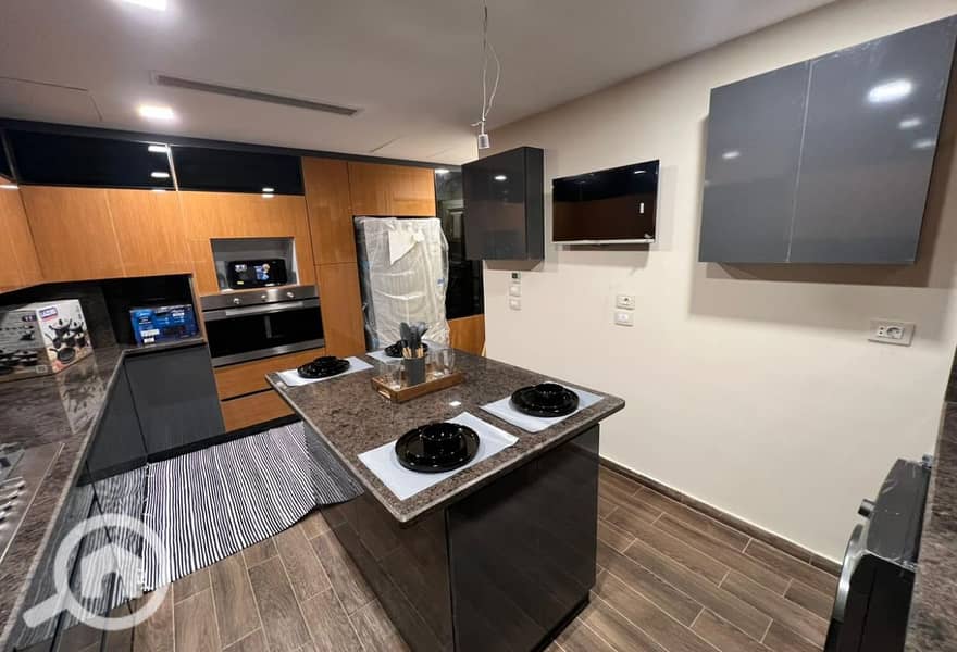 3 c5c39216-cacb-494f-95b1-1b21552469aa. jpg