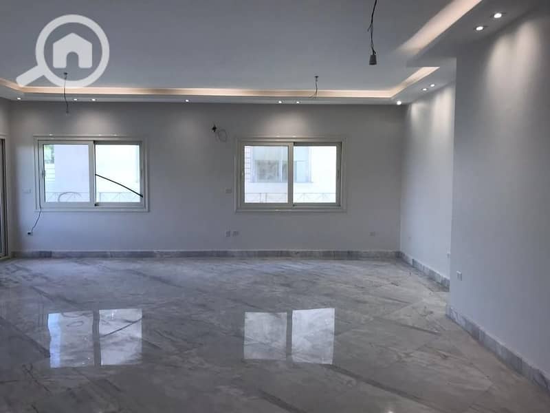 7 e737e891-c7a5-48a9-8953-e1c90fdcbe95. jpg