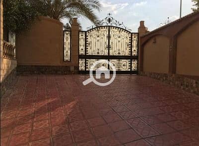 2 599957848_902292038997766_1423517500827509728_n. jpg