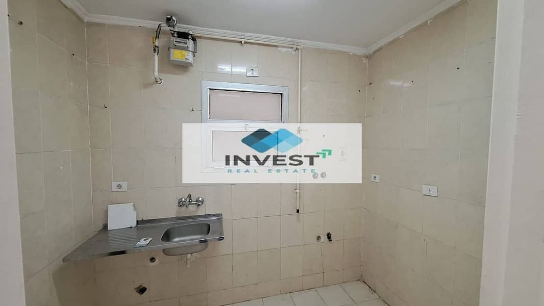 8 309483cd-5a31-45ad-9401-03719bdb28dd. jpg