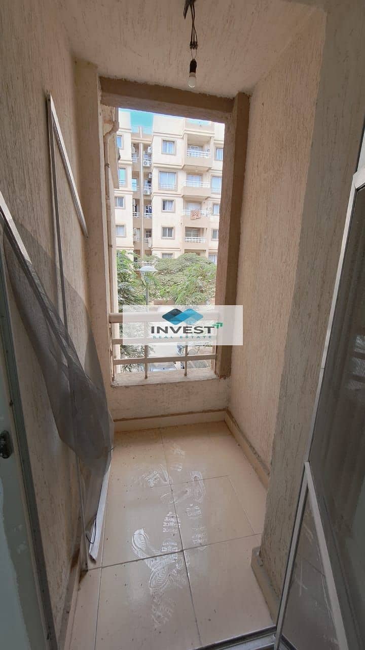 10 ca0b643f-2be9-430f-9279-17b37fb0af0f. jpg