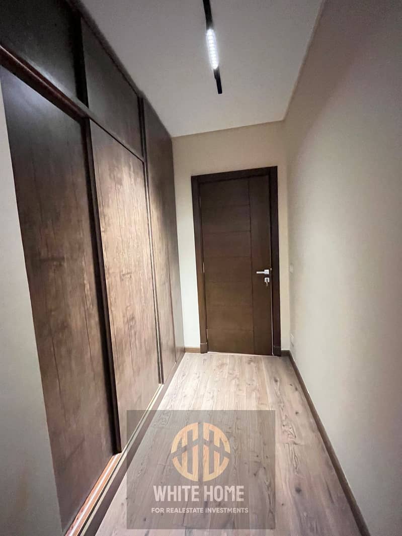 11 d7d0555a-b7a5-4dab-b5df-419fbb8b8c00. jpeg