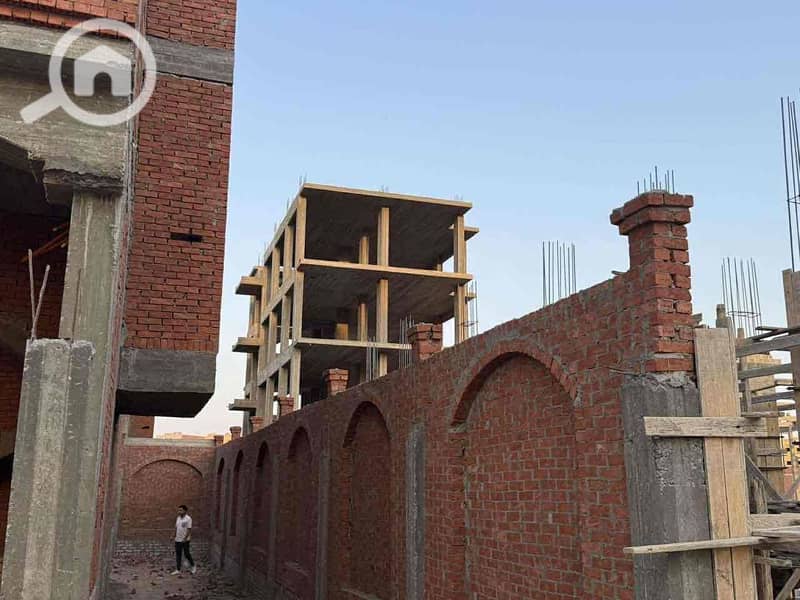 4 21f3c033-3e46-4d61-a36b-213621037167. jpg