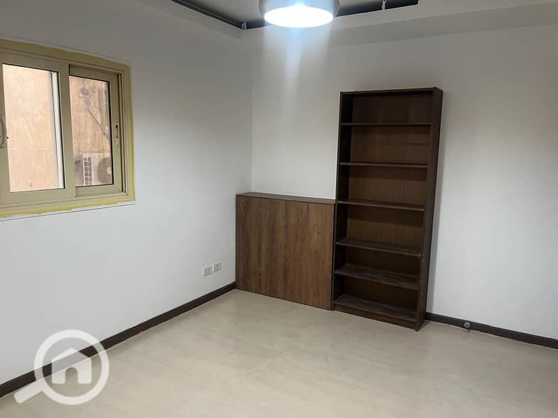 18 2be1cac0-fcd4-47d1-972b-ff64dabc49a1. jpeg