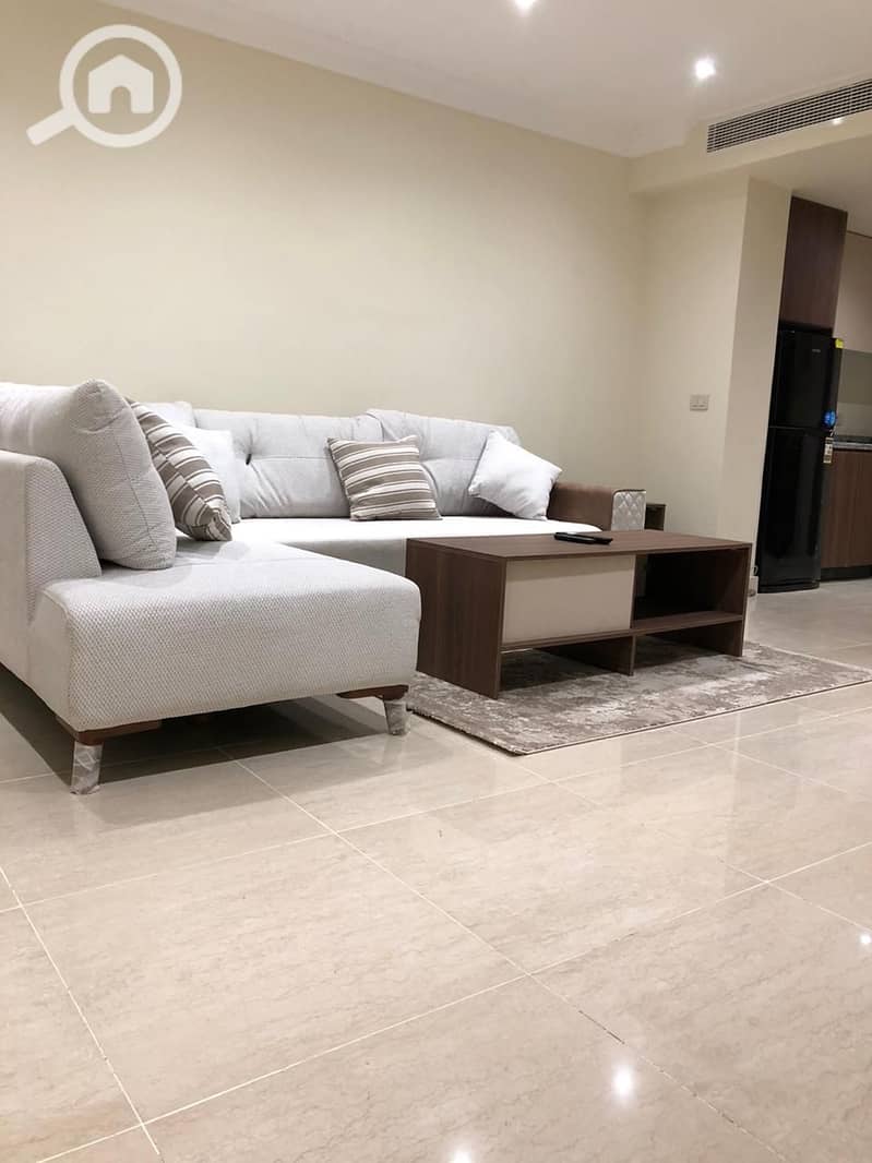 10 WhatsApp Image 2024-10-28 at 10.44. 13 PM (1). jpeg