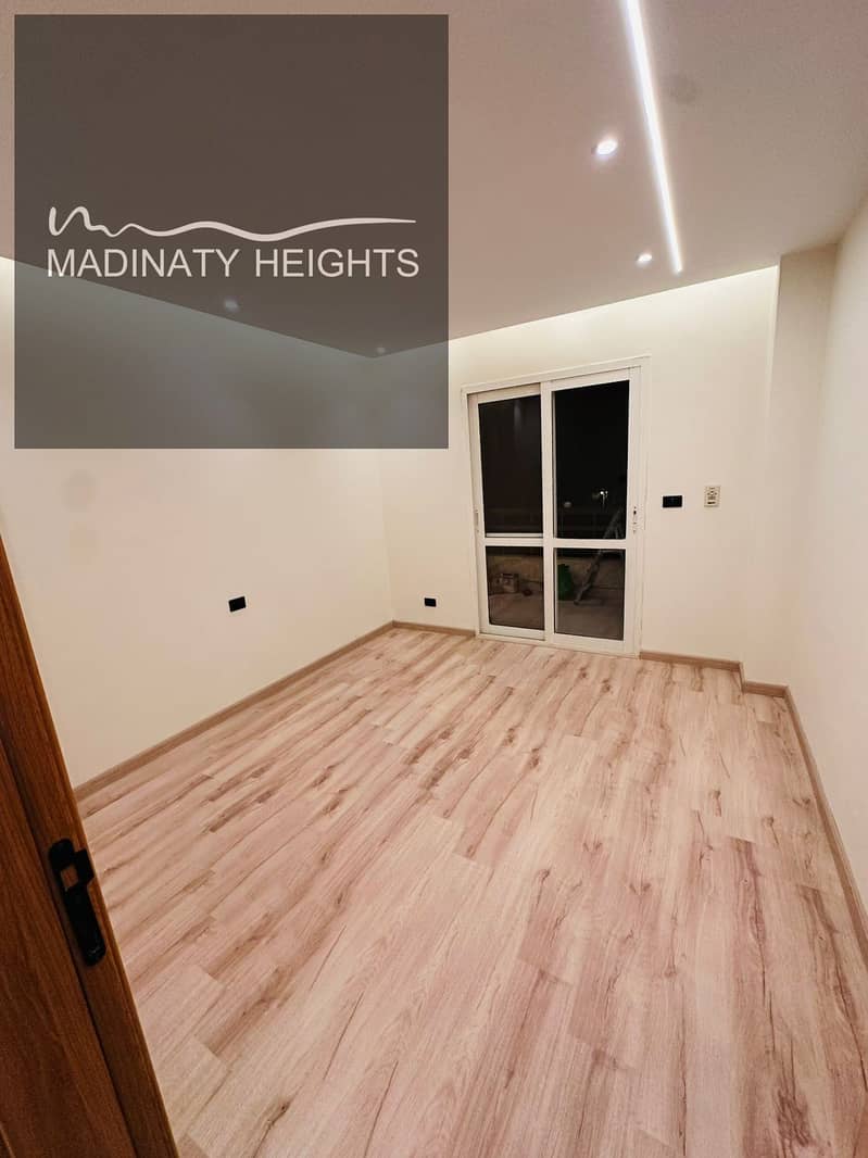 6 WhatsApp Image 2025-12-07 at 16.43. 34_bb8e7018. jpg