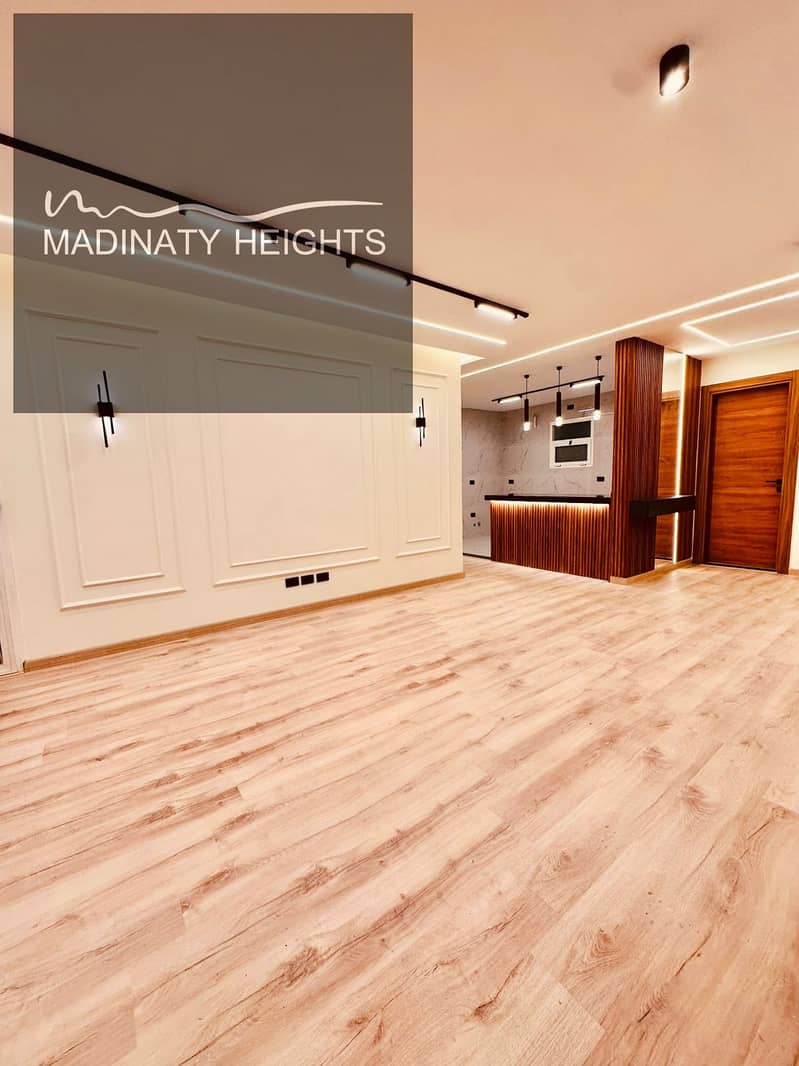 15 WhatsApp Image 2025-12-07 at 16.43. 38_0eec6fdd. jpg