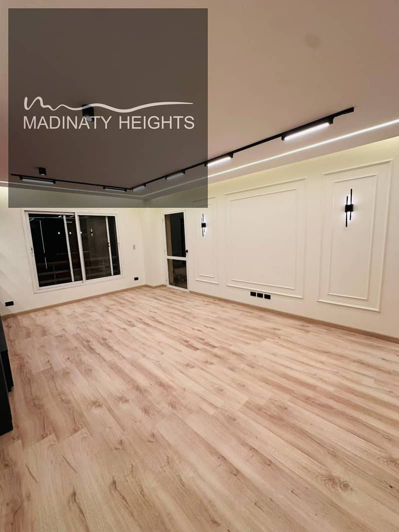 20 WhatsApp Image 2025-12-07 at 16.43. 39_dba42c6e. jpg