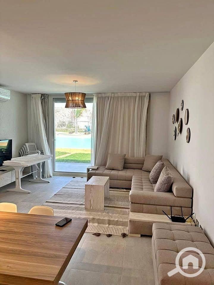 10 561137107_1986698828796809_8268642222151417560_n. jpg