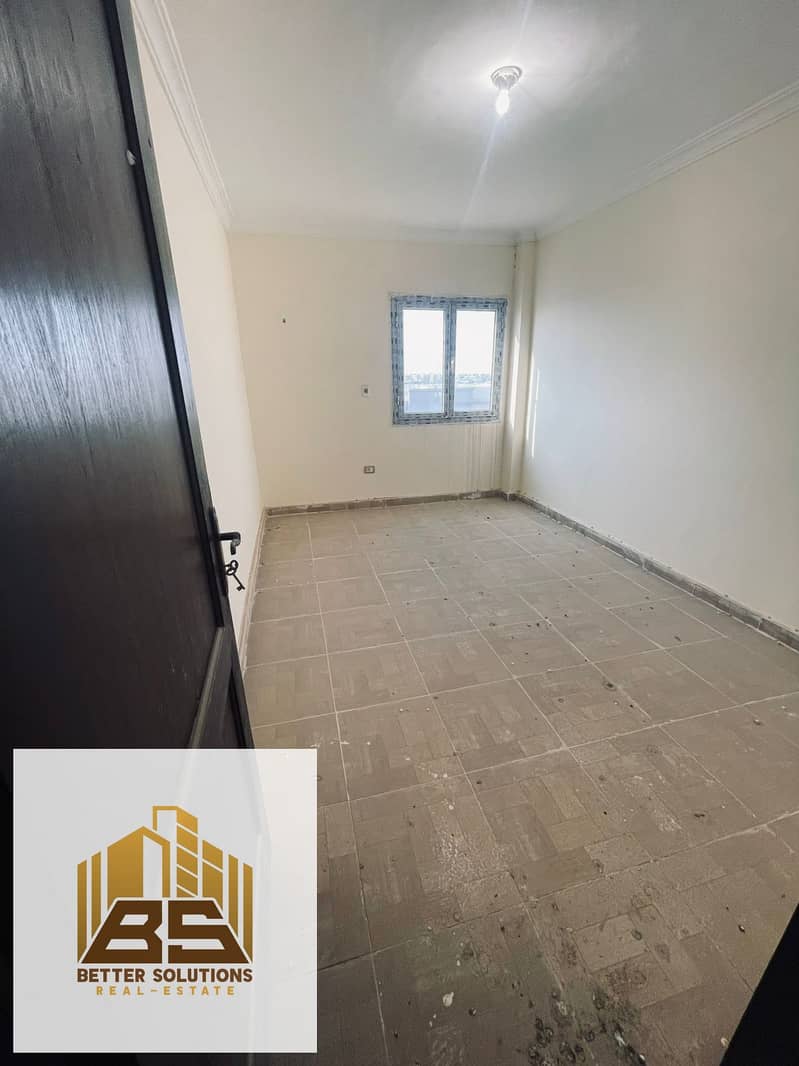 2 7c5c57d9-0f9b-492e-896c-3e658fcac031. jpg